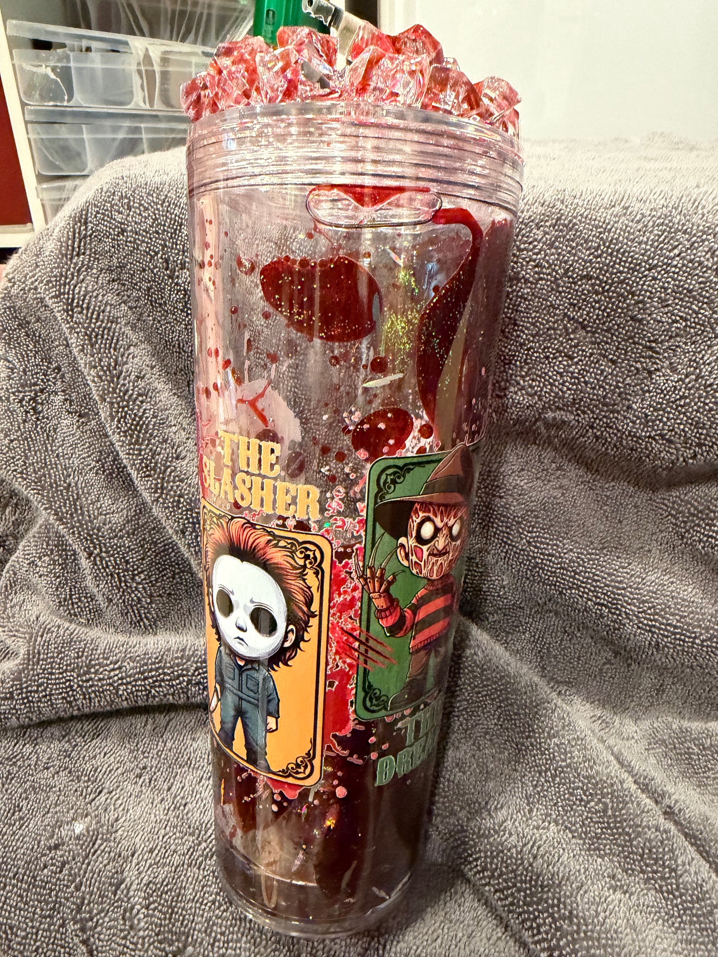 24 oz Lava Cup w/ decorated lid