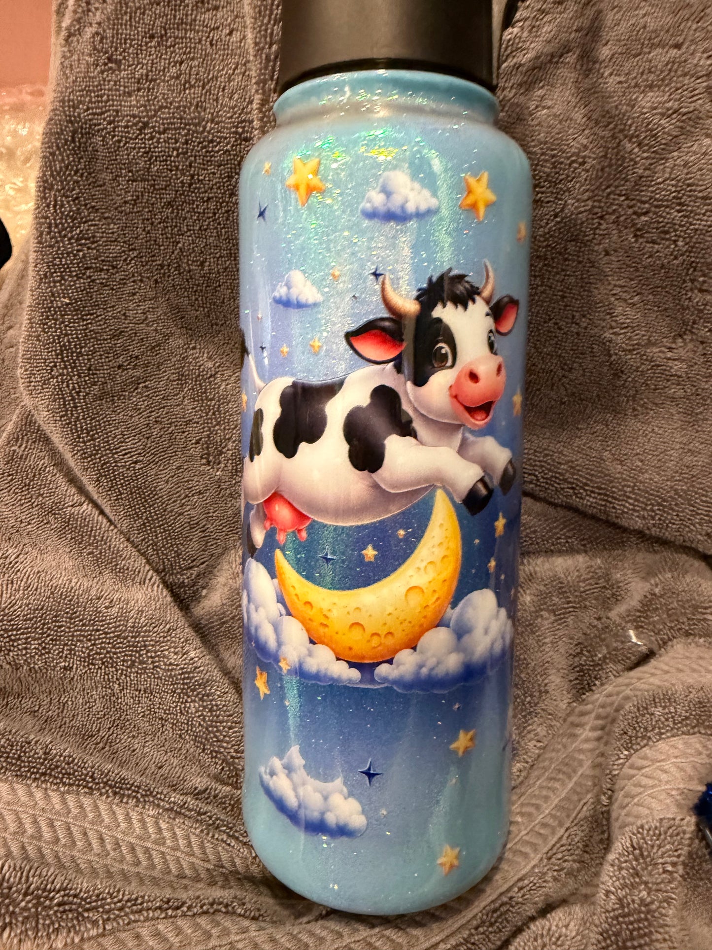 40 oz Hydro Cow over the moon
