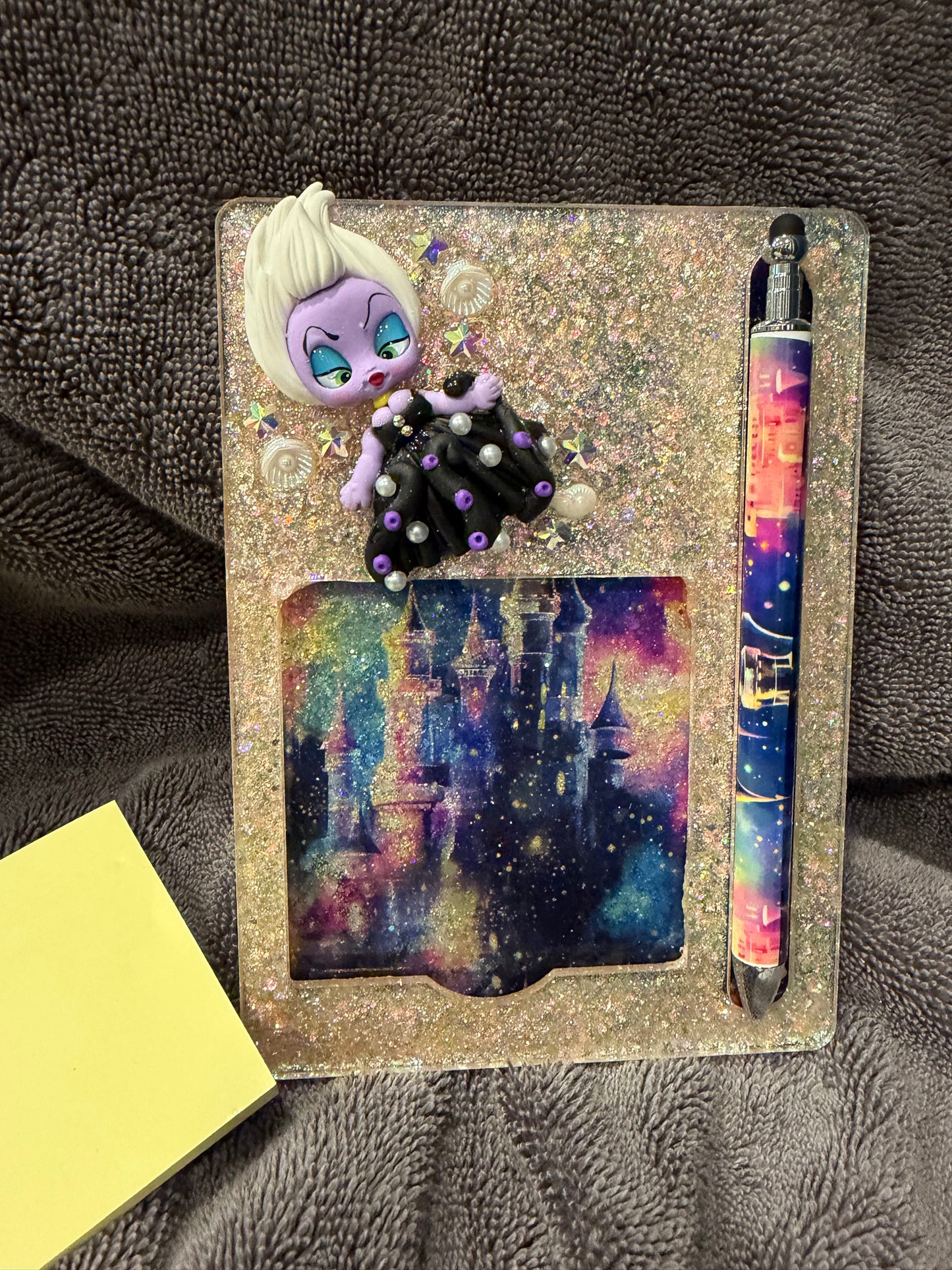 Ursala Note pad Holder and Pen
