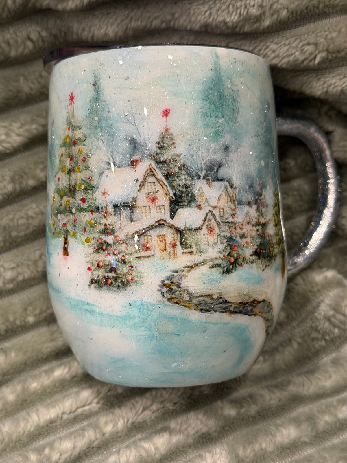 11 oz coffee intricate hand painting