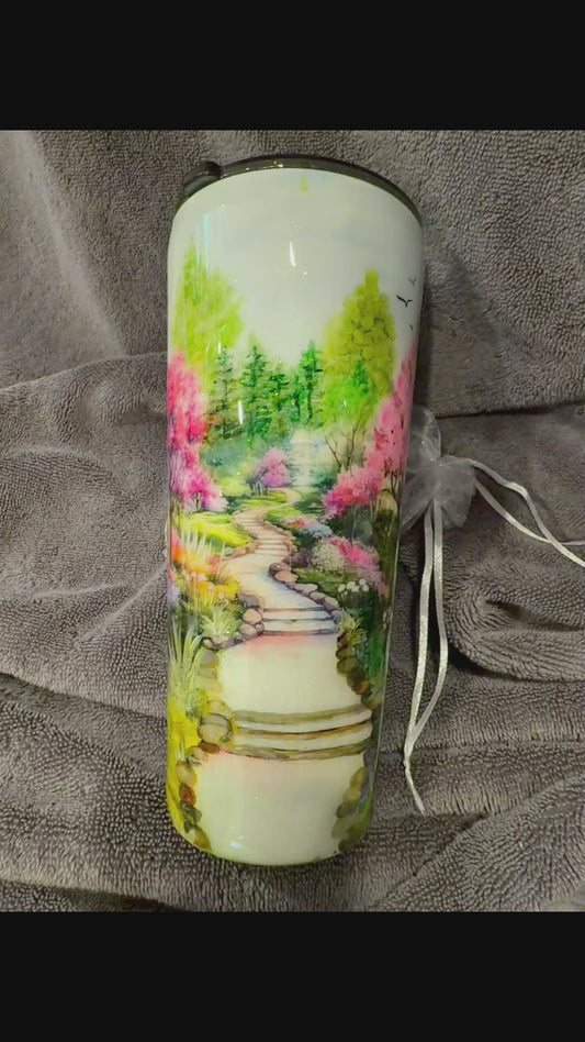 32 oz Hand Painted Scene